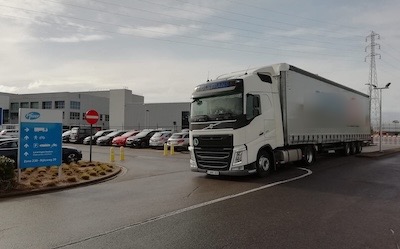 Olstrans truck op parkeerplaats
